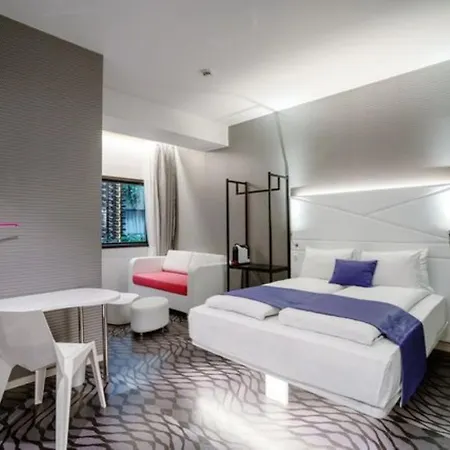 ホテル Magic Kloverhuset Harbour Hotel, A Member Of Radisson Individuals 4*