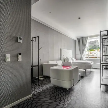 Magic & Kloverhuset Hotell