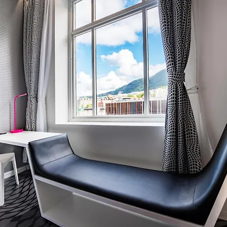 Magic & Kloverhuset 4* Bergen